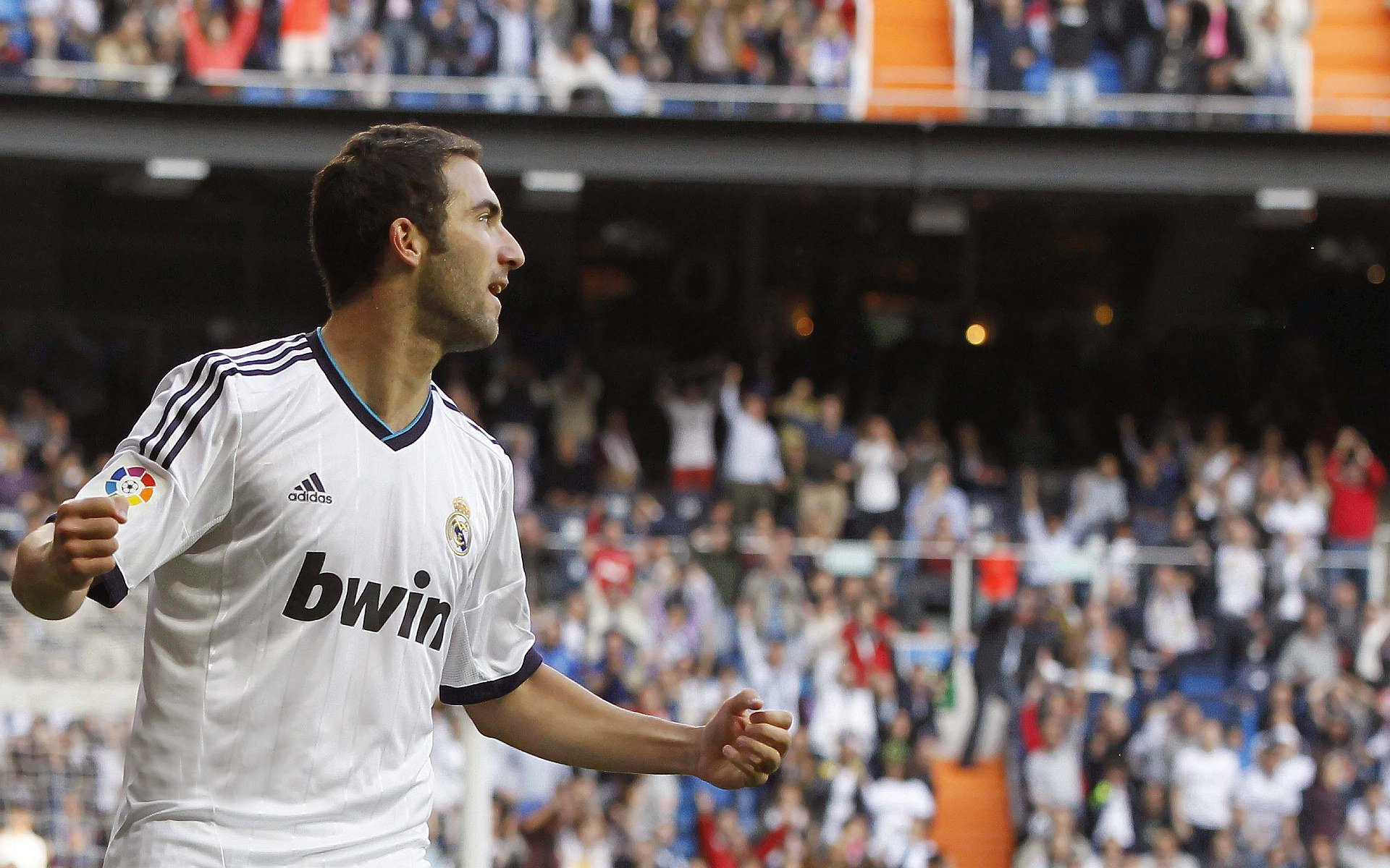 乐鱼官方登录入口-俱乐部的社会责任：足球如何激励公益行动，足球俱乐部运营方案及管理